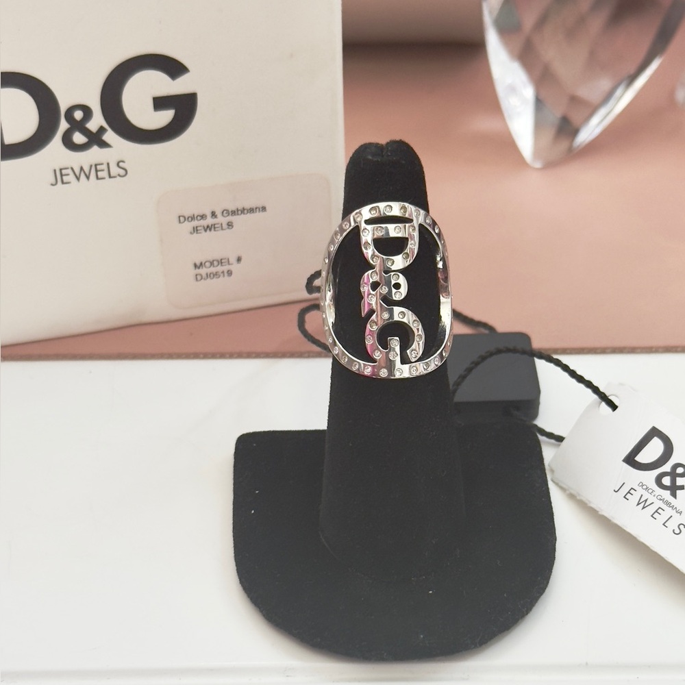 D&G Silver Ring w Crystals